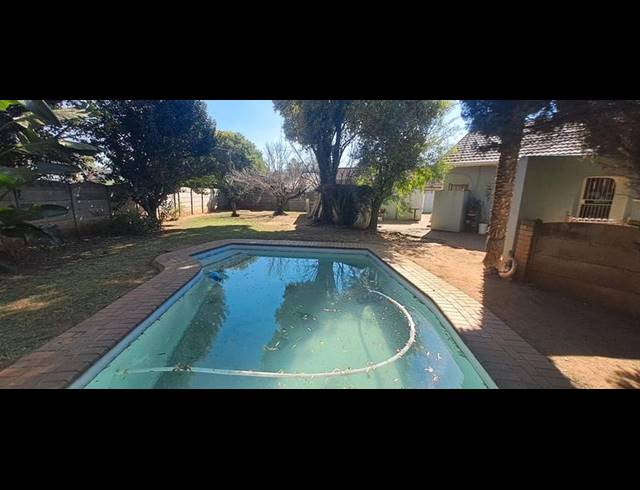 3 BEDROOM HOUSE FOR SALE IN KRUGERSRUS